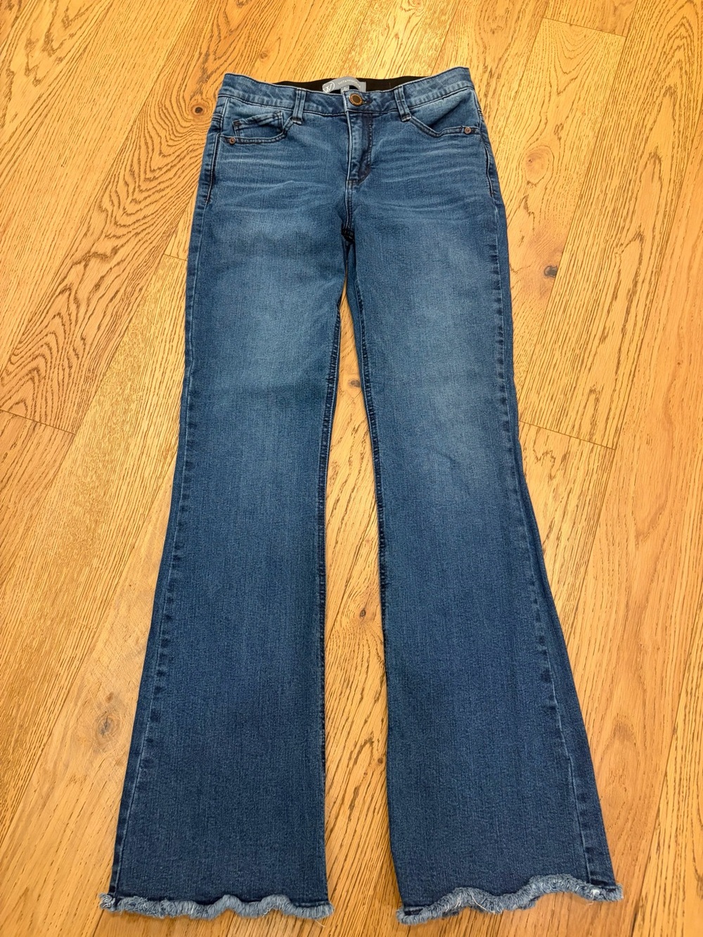 Wit & Wisdom Blue Flare Jeans with Frayed Hem sz 4 with contour technology